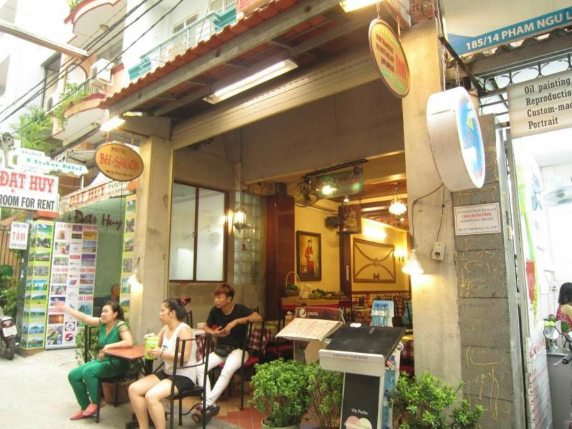 Bee Saigon Hotel Ho-Chi-Minh-Stadt Exterior foto